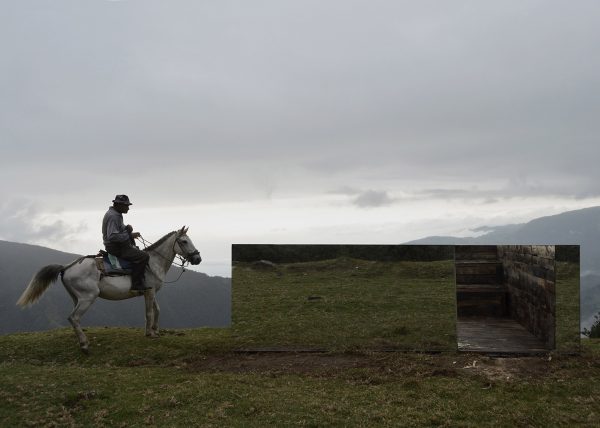Mirrored observation point by Natura Futura Arquitectura surveys Ecuadorean landscape