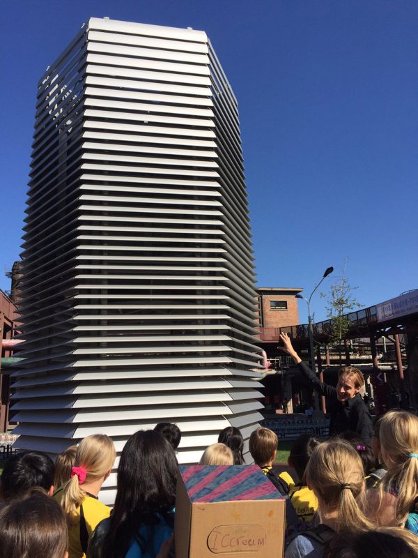 Smog free tower in Beijing