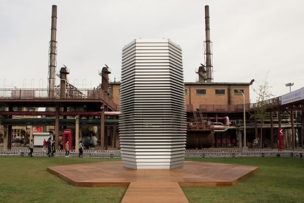 Smog free tower in Beijing