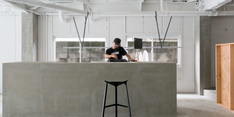Vinyl's Mix hair salon by Sidescore