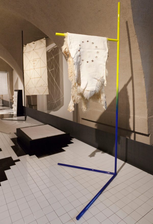 Biennale: White Flag