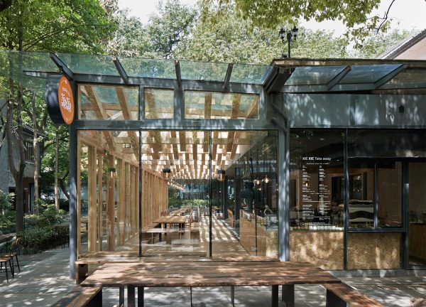 Xie Xie Cafe by Xooo Architects