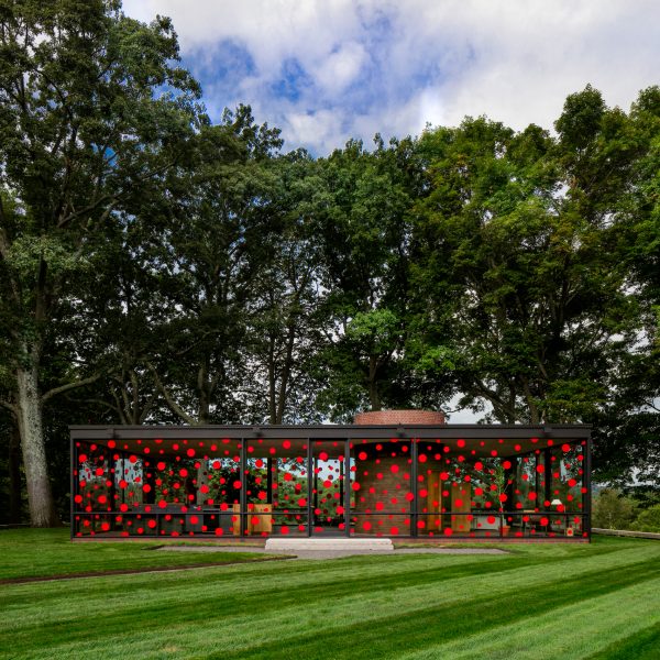 Yayoi Kusama plasters red dots across Philip Johnson's Glass House