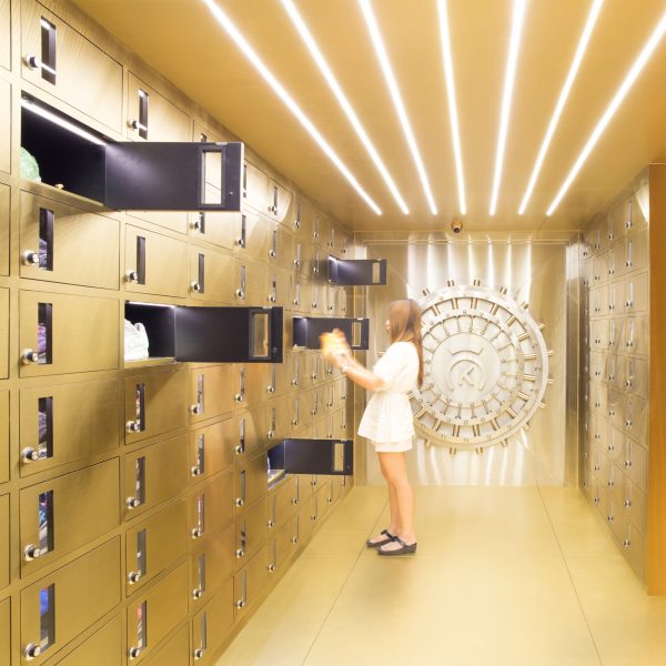 24 Kilates by External Reference Architects