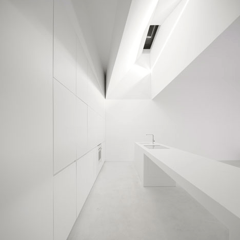 The 10 best minimalist kitchens on Dezeen