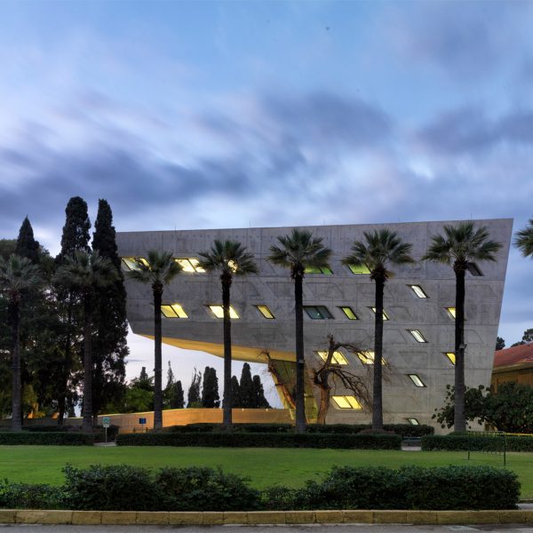aga-khan-architecture-awards-winners-2016-china-bangladesh-denmark-iran-lebanon_dezeen_1704_col_1