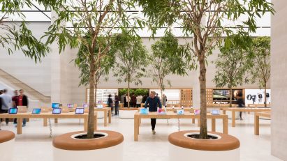 apple-regent-street-foster-partners-london_dezeen_2364_col_9