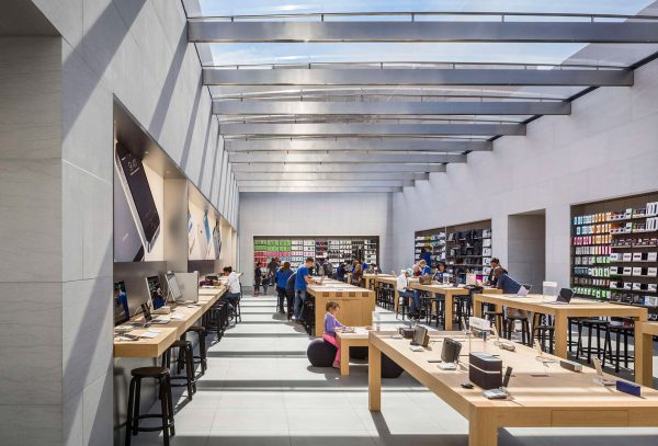 Apple store, Stanford by Bohlin Cywinski Jackson
