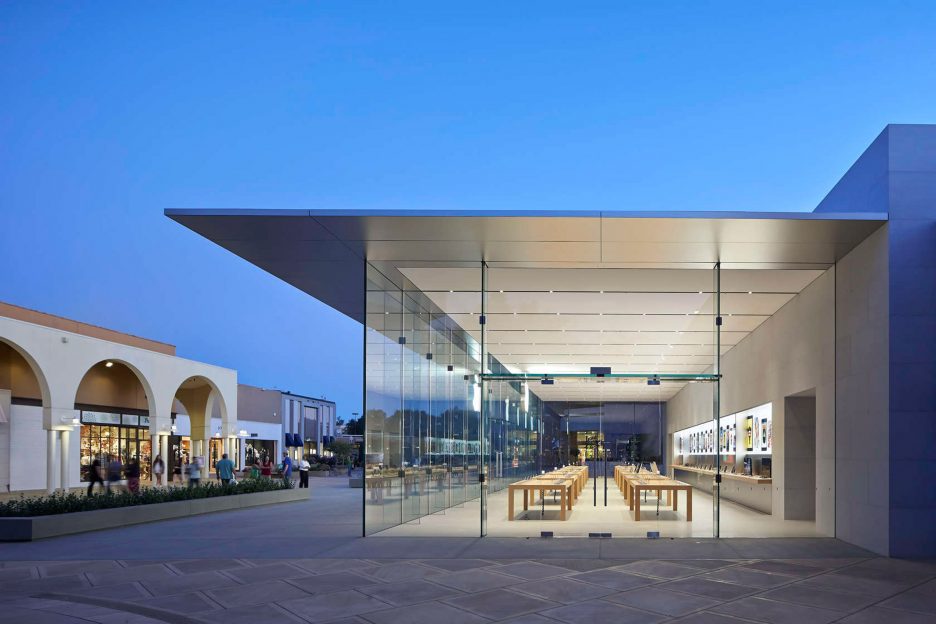 Apple store, Stanford by Bohlin Cywinski Jackson