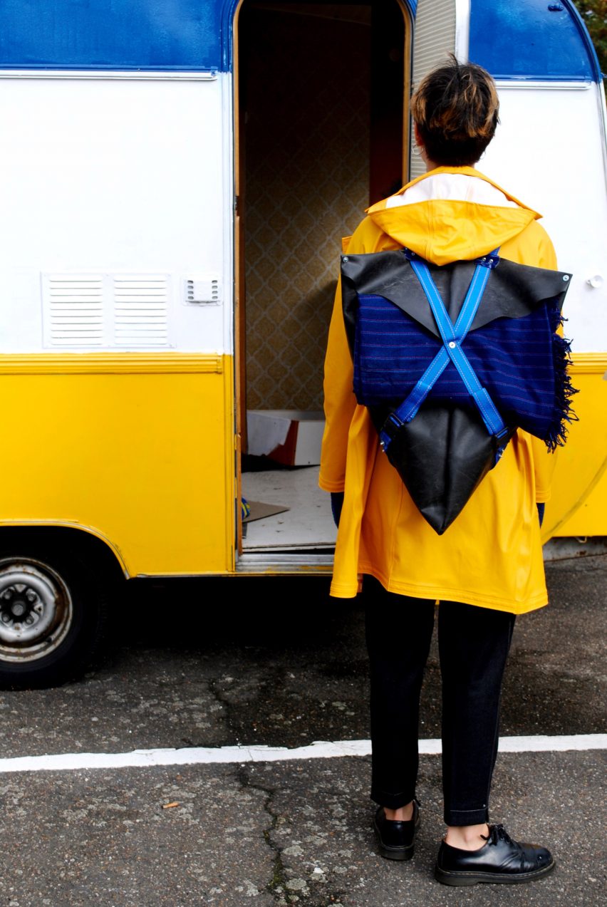 BAG2WORK backpacks by refugees