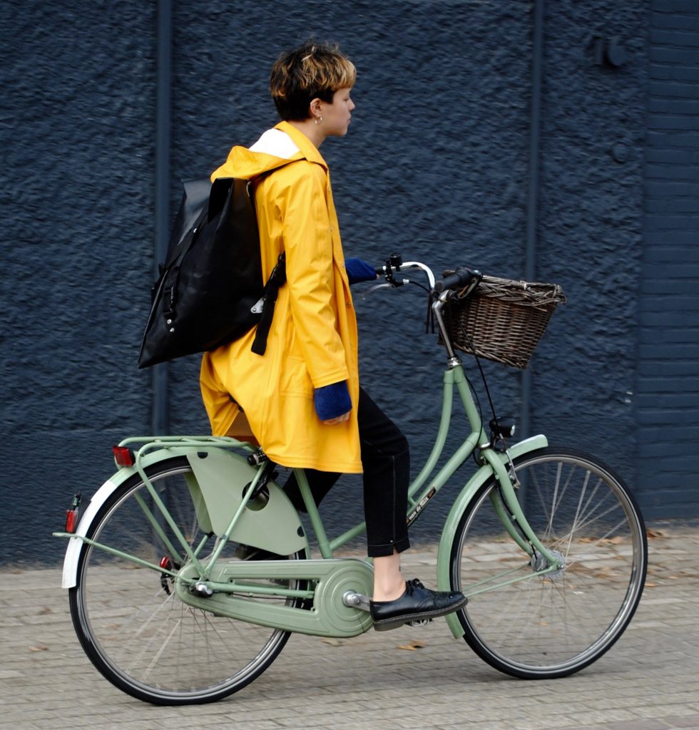BAG2WORK backpacks by refugees