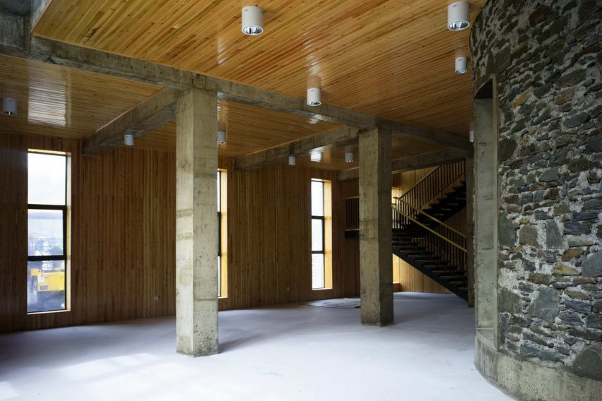 Batang People Primary School by Livil Architects
