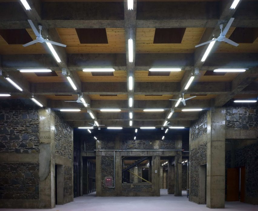 Batang People Primary School by Livil Architects