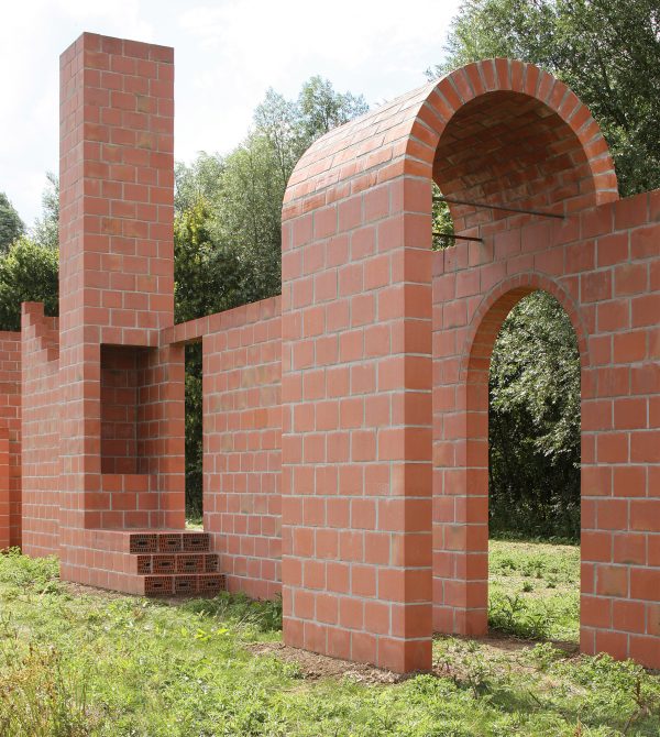 Sequence n°1 Public art by Filip Dujardin at Texture Site