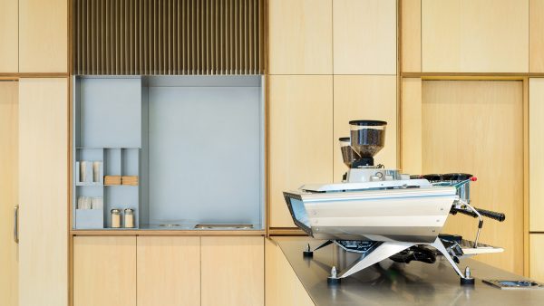 Blue Bottle Coffee Roppongi by Schemata Architects