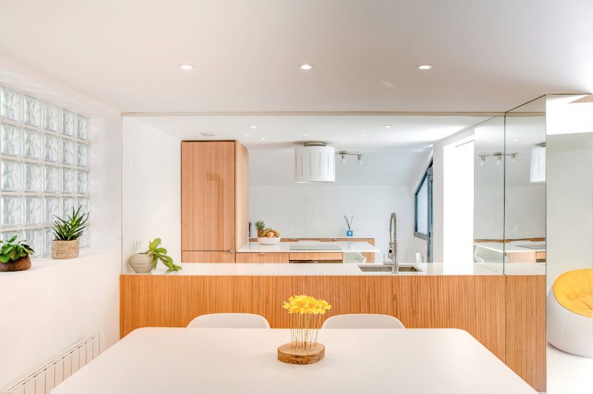 Bookshelf House by Andrea Mosca
