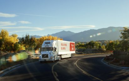 budweiser-self-driving-truck-lorry-transport-technology-design-otto-anheuser-busch_dezeen_2364_col_5