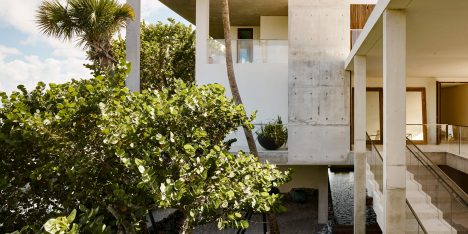 Casa Bahia by Alejandro Landes