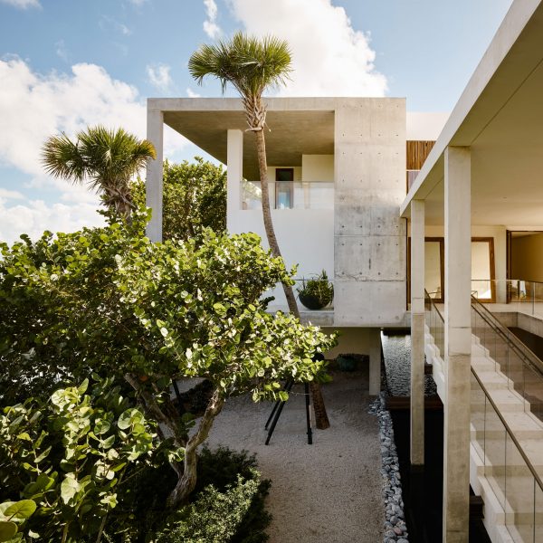Casa Bahia by Alejandro Landes