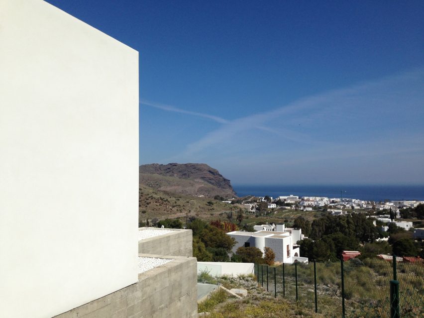 Casa Gallarda by JFGS Architecture