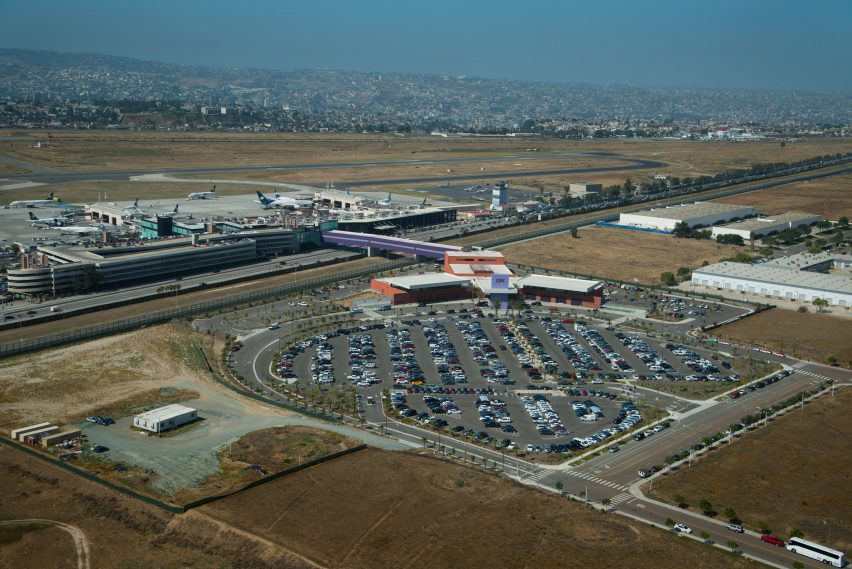 Legorreta bridge project