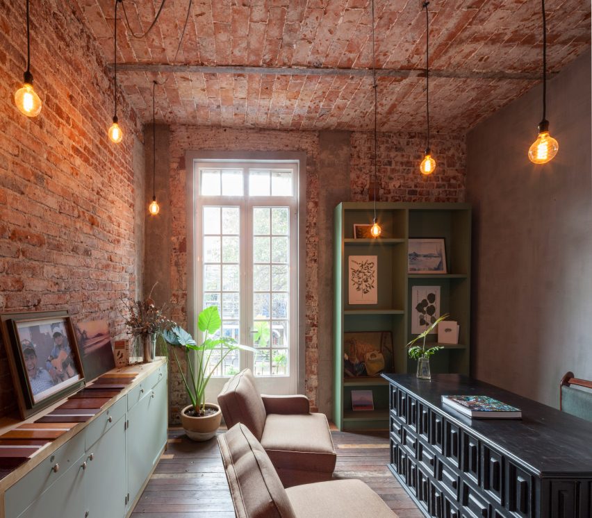 CH-Reurbano by Cadaval & Sola-Morales