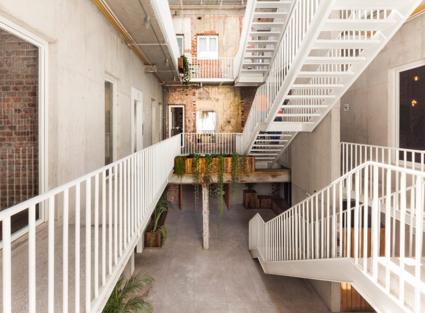 CH-Reurbano by Cadaval & Sola-Morales
