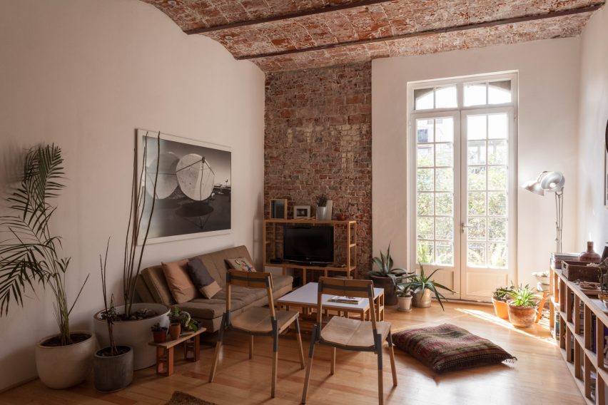CH-Reurbano by Cadaval & Sola-Morales