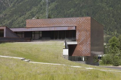 Chamonix Fire station by Studio Gardoni