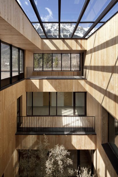 Chamonix Fire station by Studio Gardoni