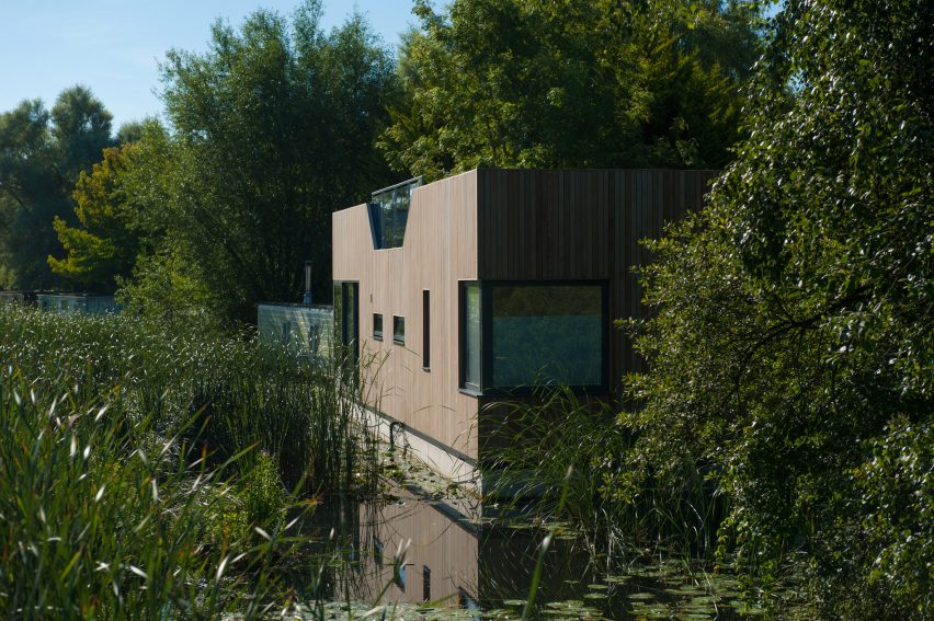 Chichester floating home by Baca Architects