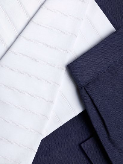 COS X Agnes Martin collection