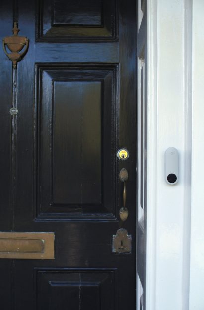 ding-smart-doorbell-design-products-technology_dezeen_2364_col_1