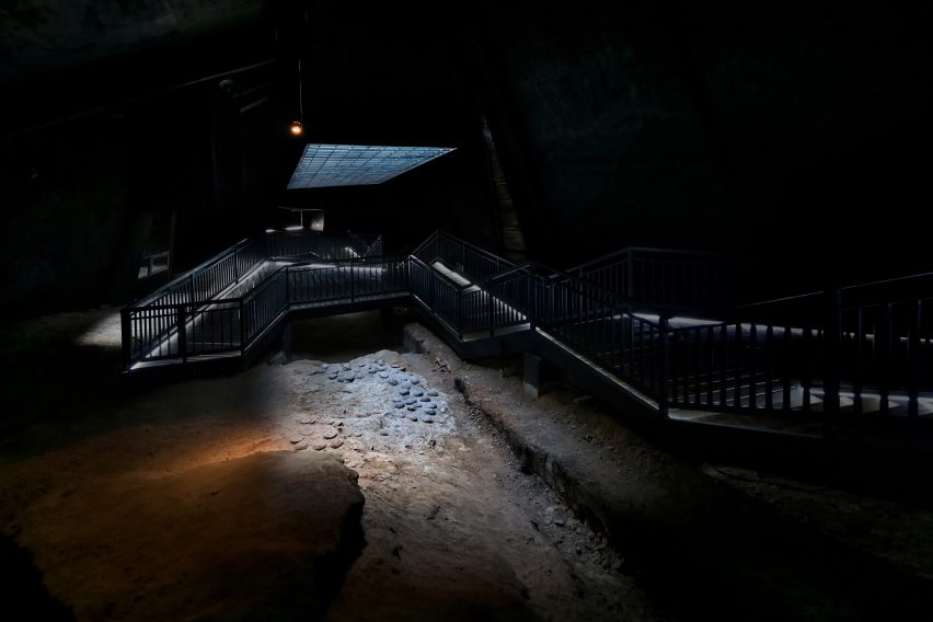 Dinosaur egg geological museum in Qinglong Mountain