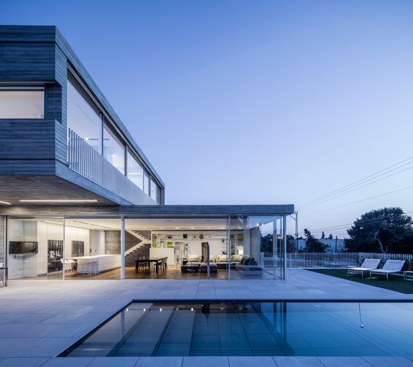 Dual House by Axelrod Architects