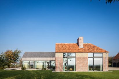 Farmhouse Burkeldijk and fortress Hazegras in Knokke by Govaert & Vanhoutte Architects