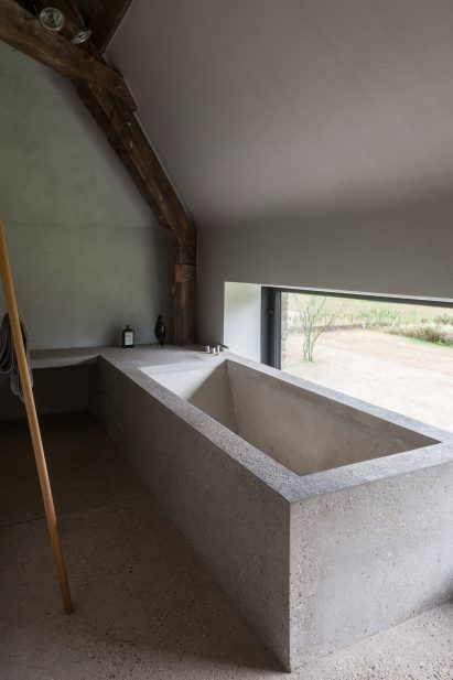 Farmhouse Burkeldijk and fortress Hazegras in Knokke by Govaert & Vanhoutte Architects
