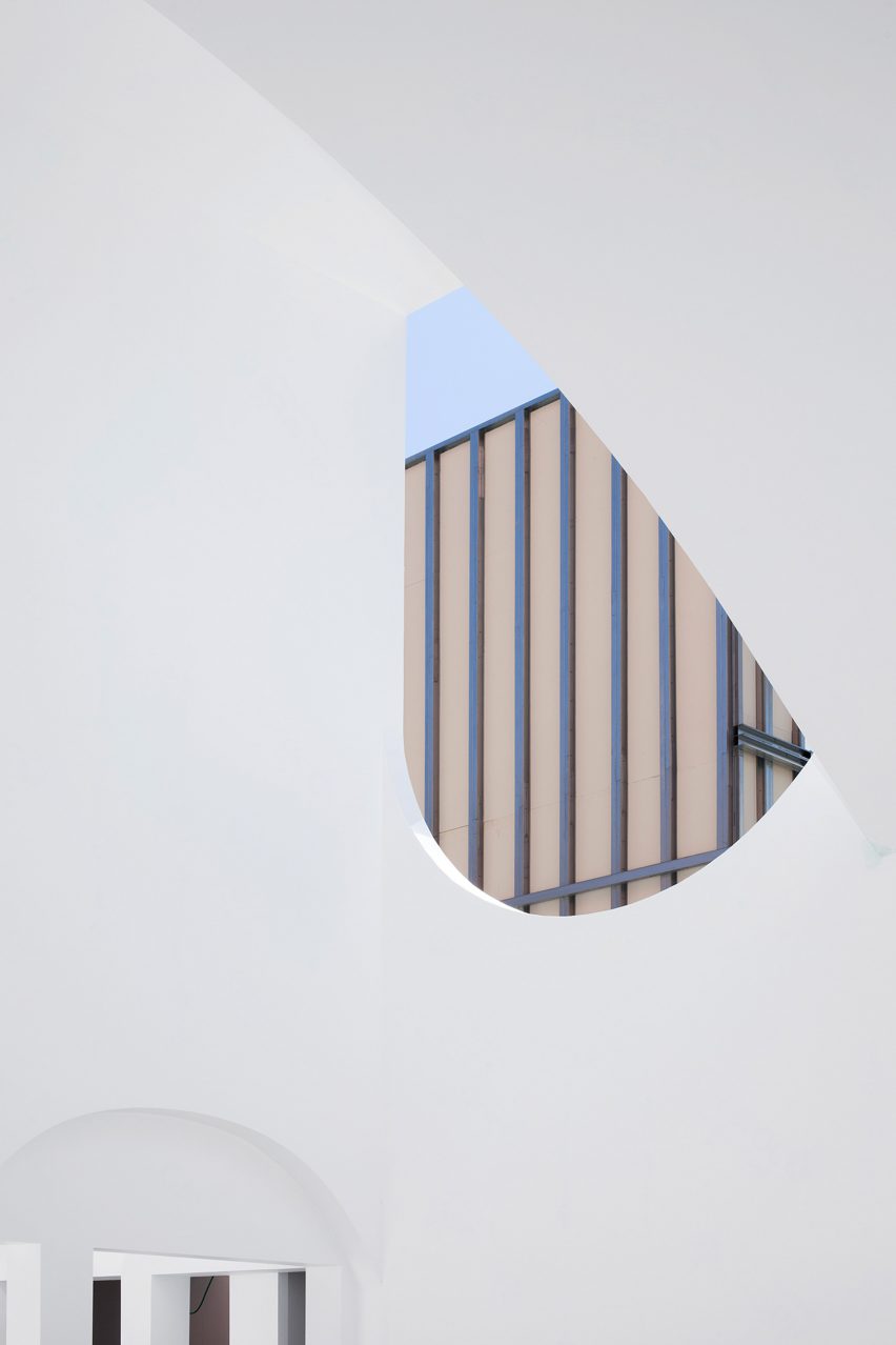 Lisbon: The Form is Form