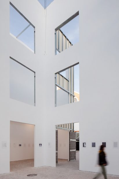 Lisbon: The Form is Form