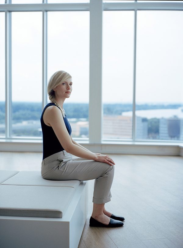 Pauline van Dongen - FysioPal posture clothing