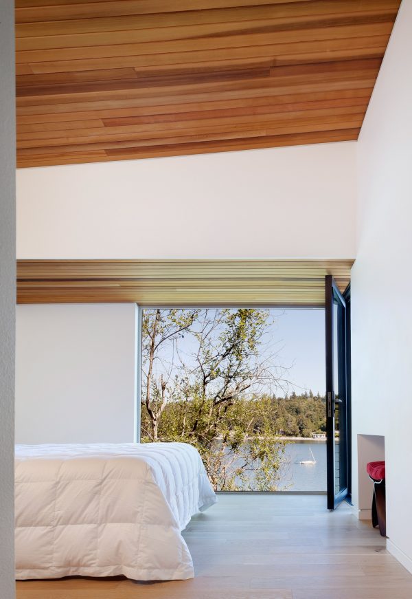 Herron Island cabin by First Lamp Architects
