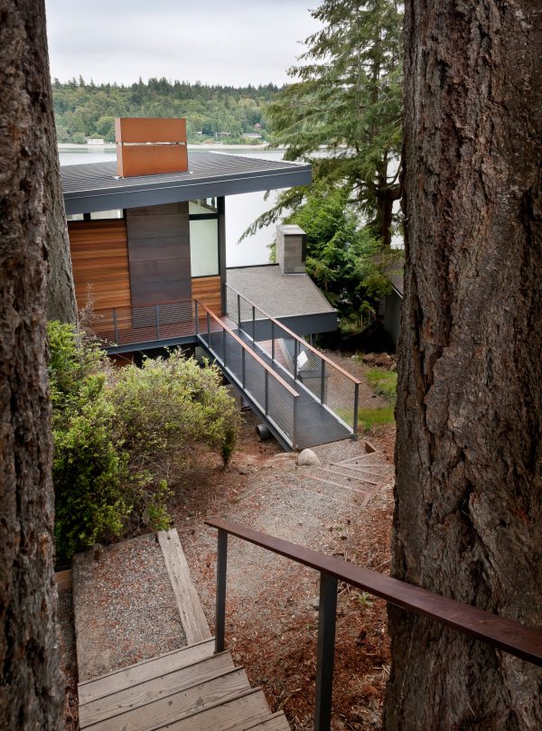 Herron Island cabin by First Lamp Architects