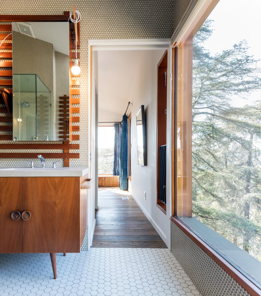 House in Trees by Anonymous Architects