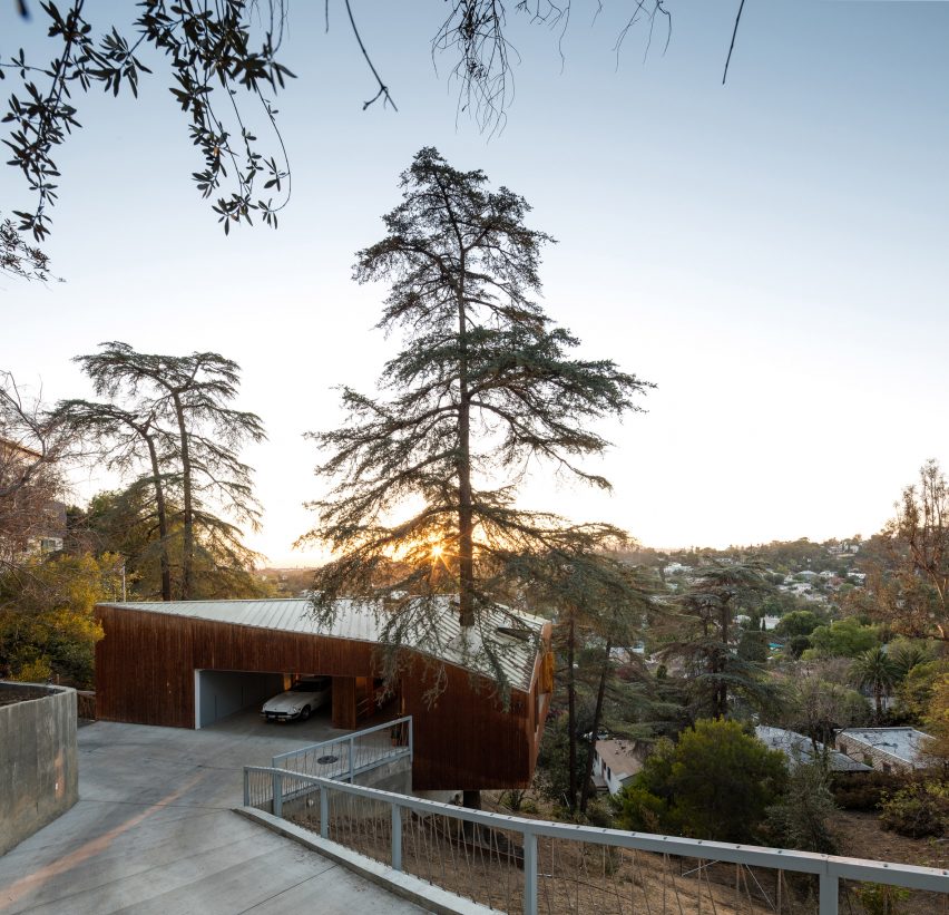 House in Trees by Anonymous Architects