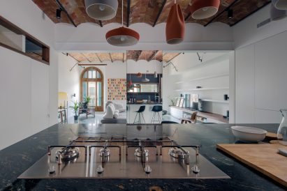 House of Mirrors by Nook Architects