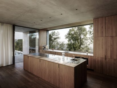 House of Yards by Marte.Marte Architects