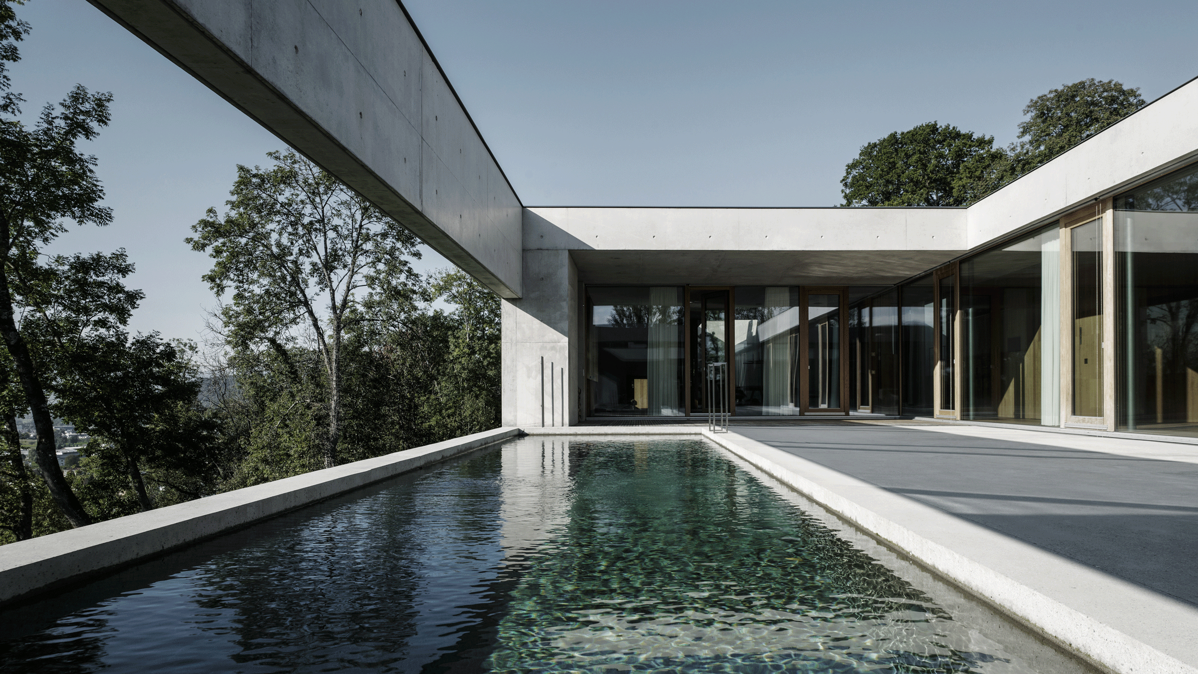 House of Yards by Marte.Marte Architects