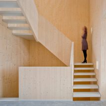 Houten Herenhuis by MAATworks