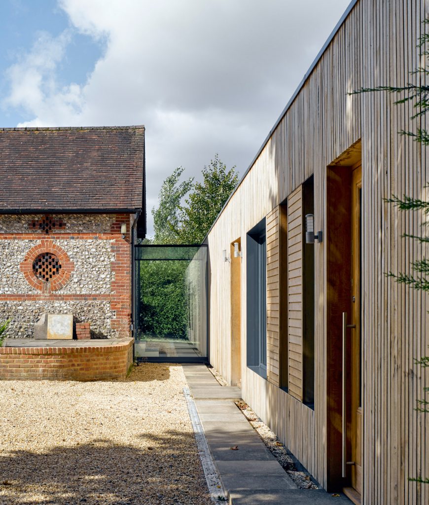 Hurdle House by Adam Knibb Architects
