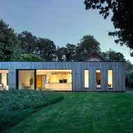 Hurdle House by Adam Knibb Architects